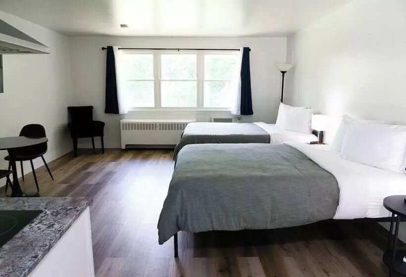 Motelli The Lagrange Inn & Extended Stay