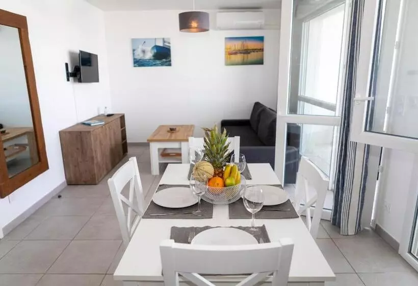 My Hôtel Résidences   Port Leucate