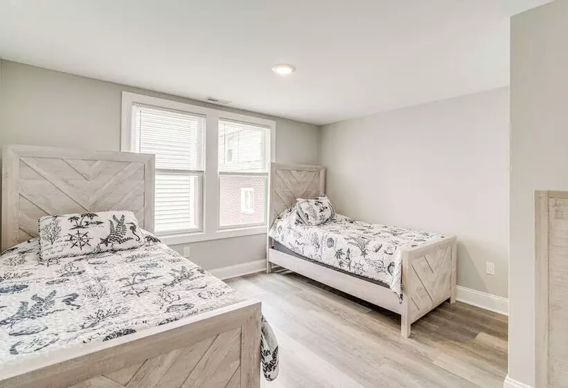 Newly Built North Wildwood Cottage, Walk To Beach!