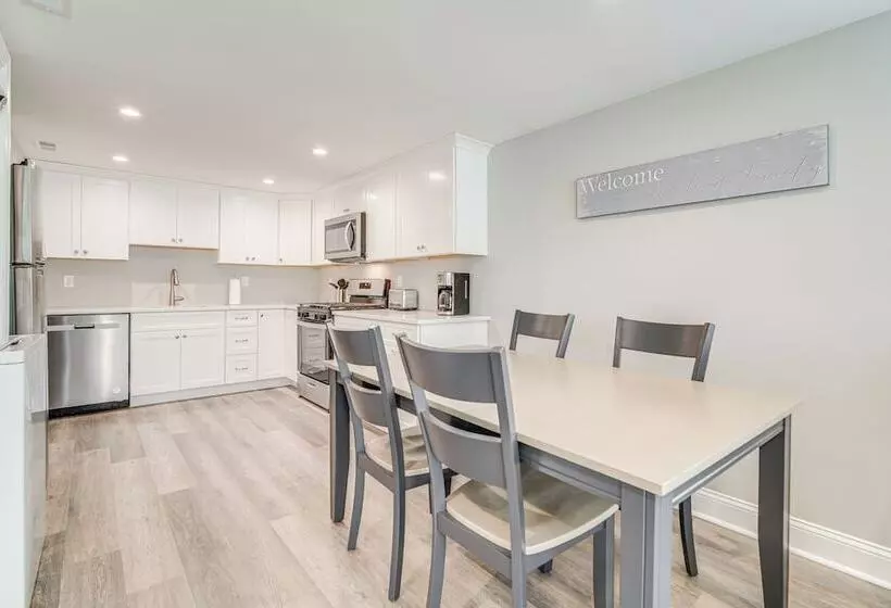 Newly Built North Wildwood Cottage, Walk To Beach!