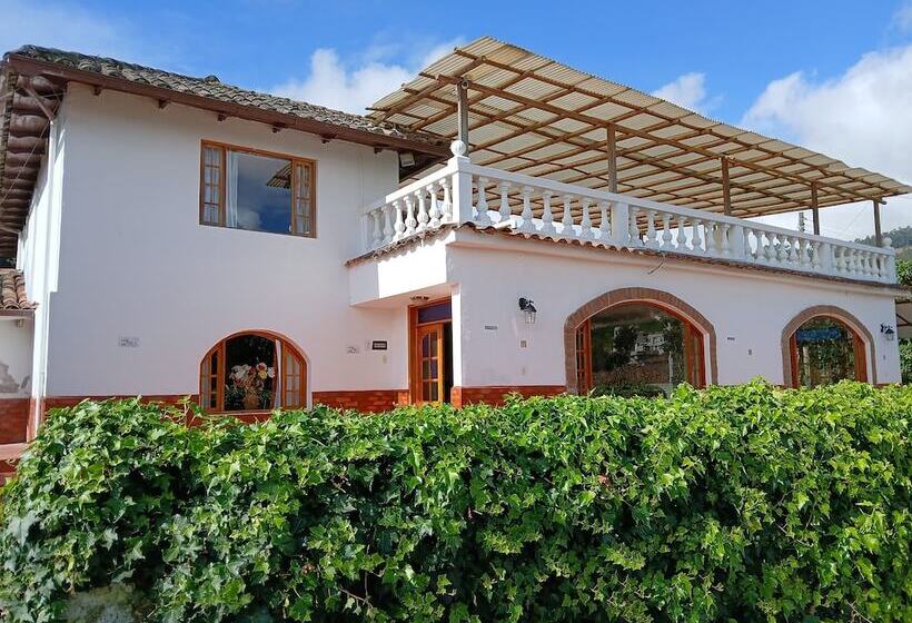 Resort Tambo Inti Hosteria