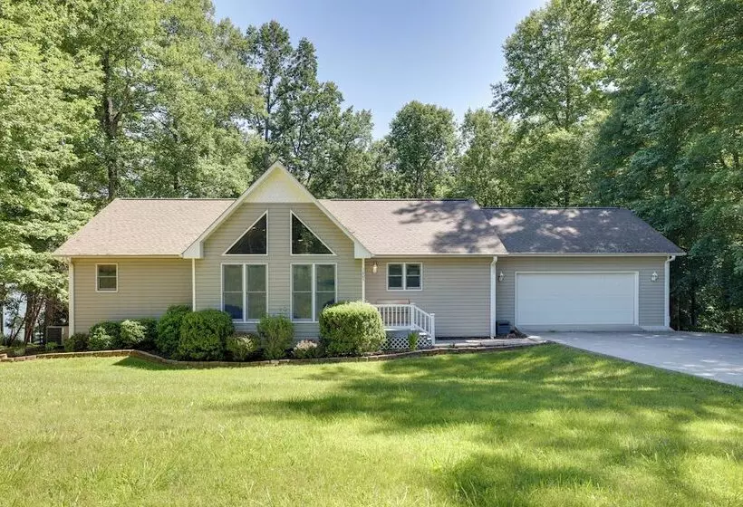 Smith Mountain Lake Home W/ Private Hot Tub & Dock