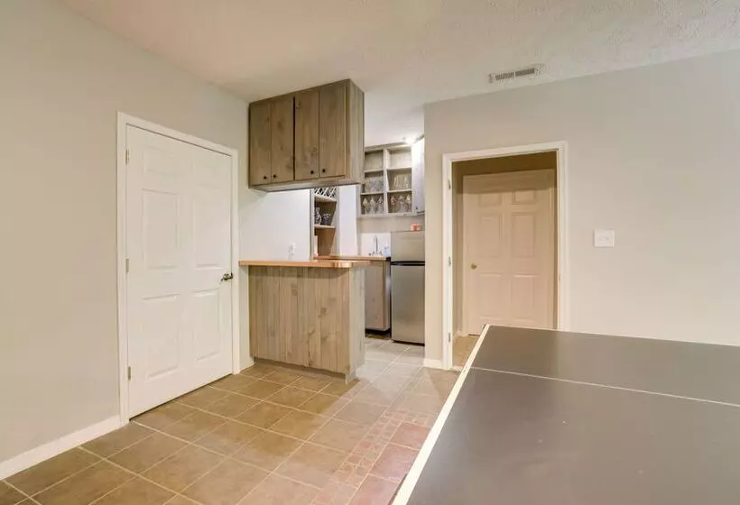 Smith Mountain Lake Home W/ Private Hot Tub & Dock