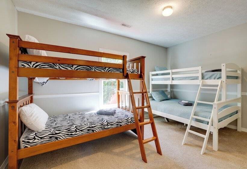 Smith Mountain Lake Home W/ Private Hot Tub & Dock