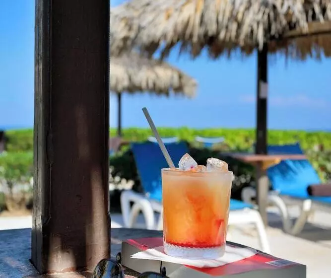 The Signature Level At Grand Palladium Lady Hamilton Resort & Spa  All Inclusive