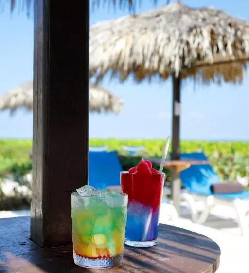 The Signature Level At Grand Palladium Lady Hamilton Resort & Spa  All Inclusive