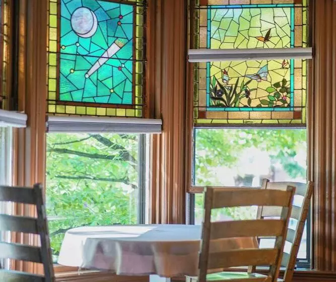 The Underwood Hale House