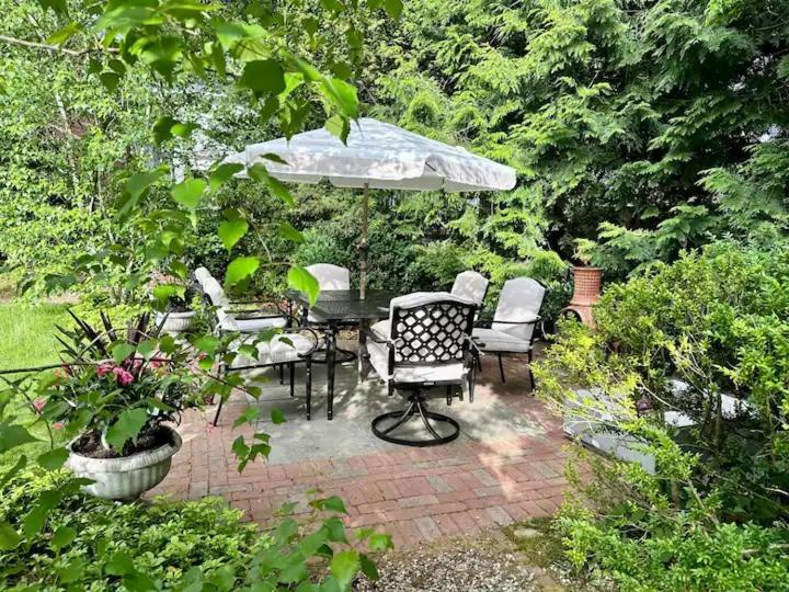 The Underwood Hale House