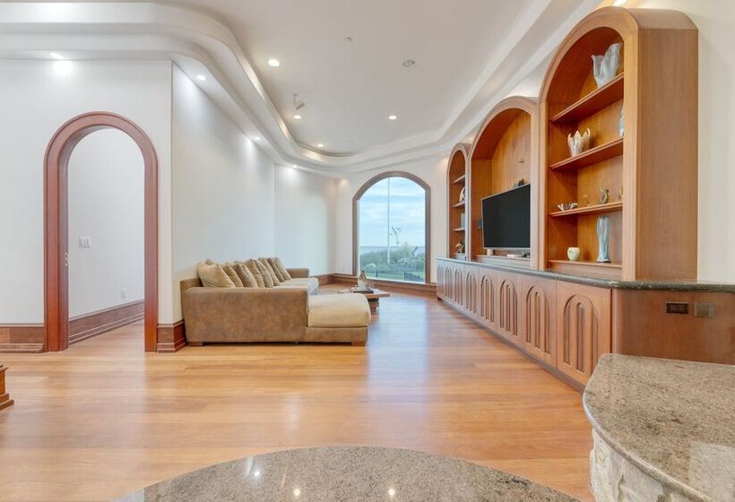 Bay Estate By Avantstay Waterfront, Private Pond