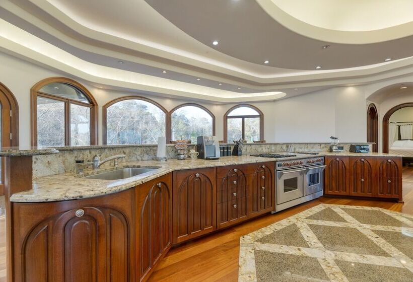 Bay Estate By Avantstay Waterfront, Private Pond