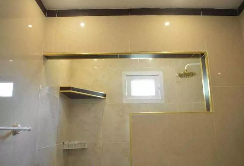 تختخواب و صبحانه Hostal Montymar