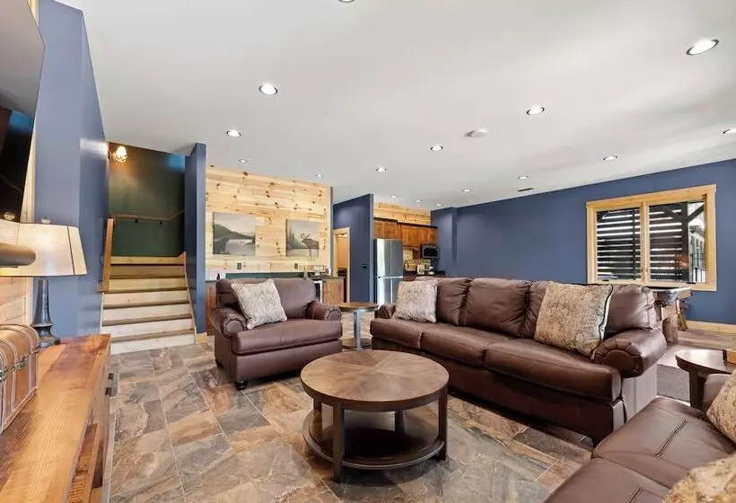 Black Bear & Blue Heron By Avantstay 2 Lakefront Homes, Sleeps 43 Pool, Dock, Theater