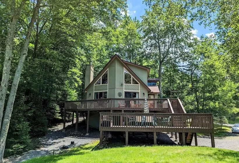 Chalet All Day Avantstay Lakeside, Firepit, Shared Pool