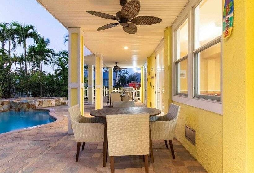 Coco Mango By Avantstay Chic And Private Captiva Escape