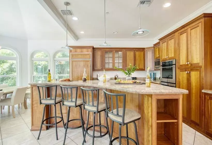 Coco Mango By Avantstay Chic And Private Captiva Escape