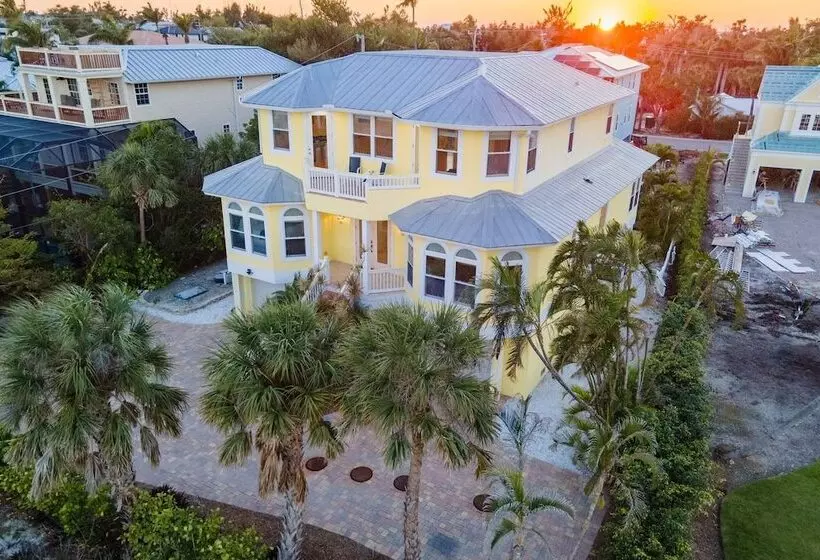 Coco Mango By Avantstay Chic And Private Captiva Escape