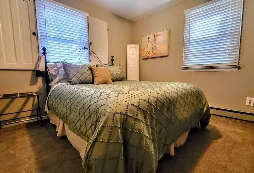 Double Diamond Lodge By Avantstay Group Escape W/ Firepit, Patio, Activities