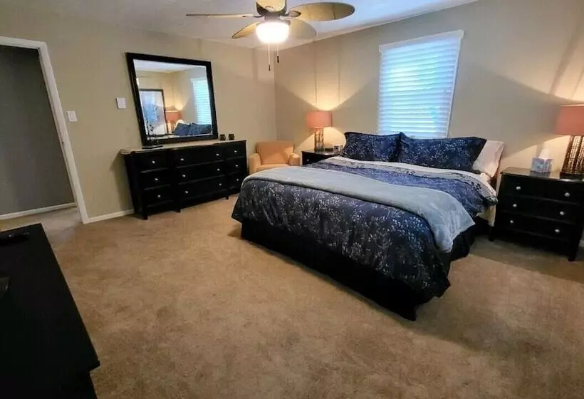 Double Diamond Lodge By Avantstay Group Escape W/ Firepit, Patio, Activities