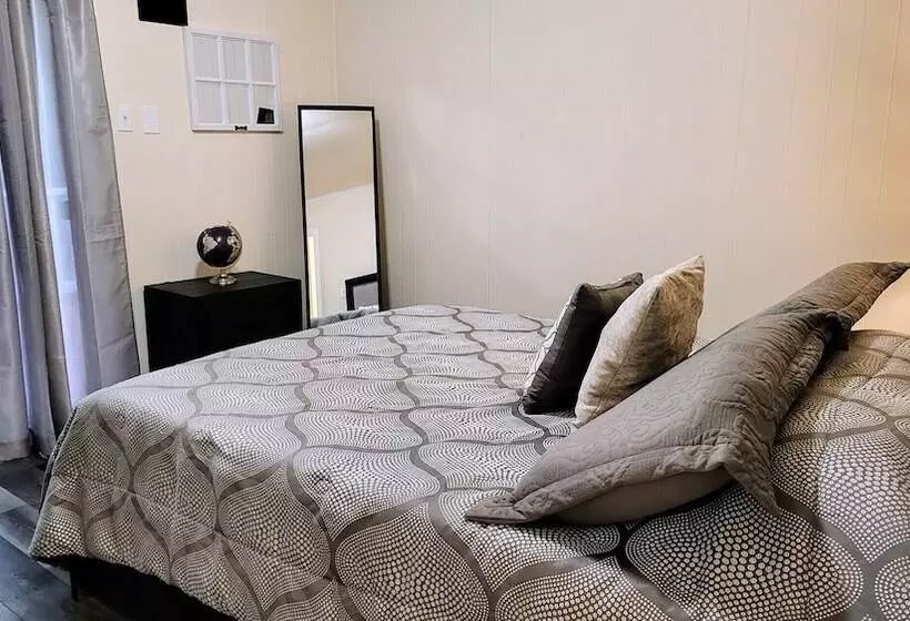 Frolic On Fern By Avantstay Enclosed Deck W/ Forest Views, Bar