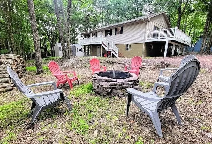 Frolic On Fern By Avantstay Enclosed Deck W/ Forest Views, Bar