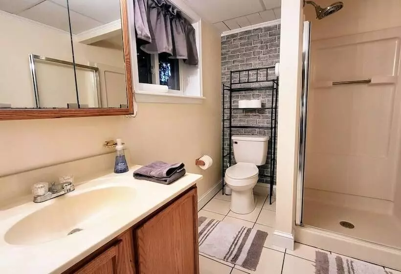 Frolic On Fern By Avantstay Enclosed Deck W/ Forest Views, Bar