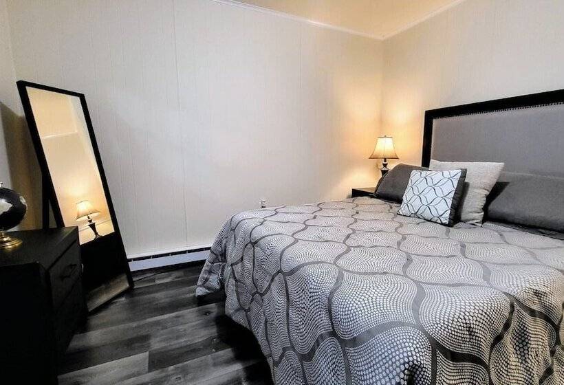 Frolic On Fern By Avantstay Enclosed Deck W/ Forest Views, Bar