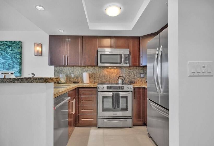 Gorgeous Spacious 2bed Bayview Apartment