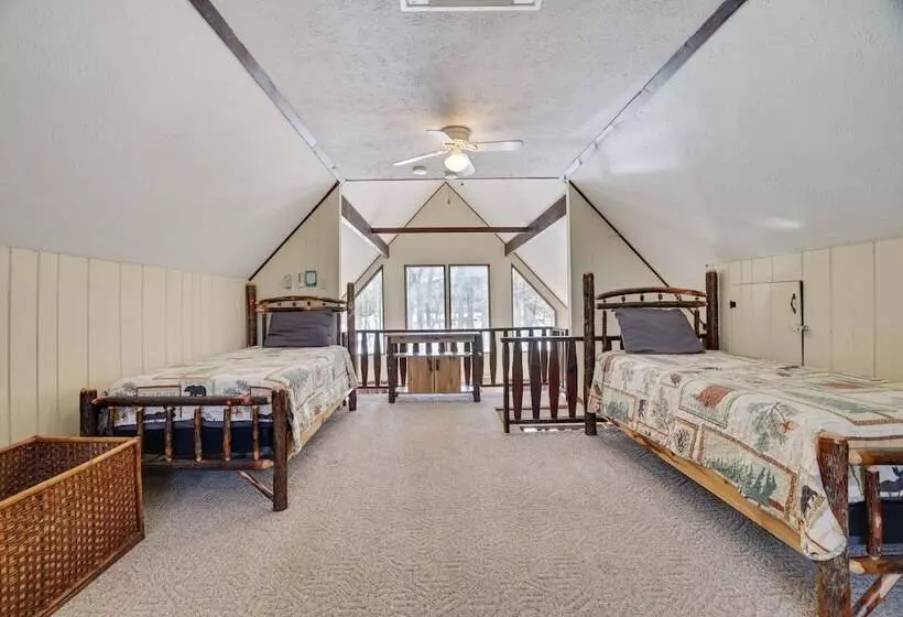 Grateful Escape Avantstay Hot Tub, Sauna, Deck, Firepit, Beach Access