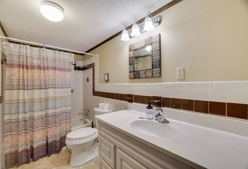 Grateful Escape Avantstay Hot Tub, Sauna, Deck, Firepit, Beach Access