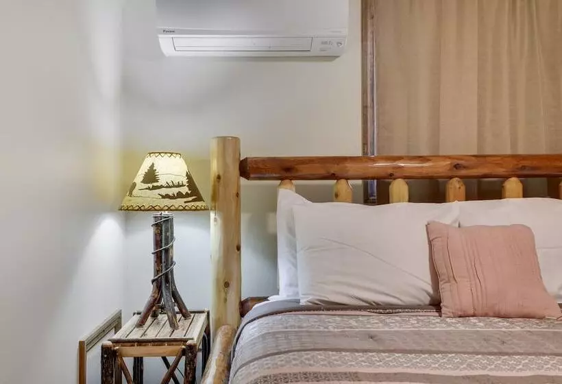 Grateful Escape Avantstay Hot Tub, Sauna, Deck, Firepit, Beach Access