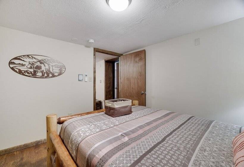 Grateful Escape Avantstay Hot Tub, Sauna, Deck, Firepit, Beach Access