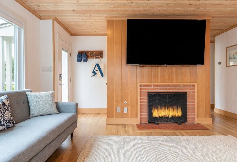 Grey Oak By Avantstay Coastal Charm, Near Beach & Golf