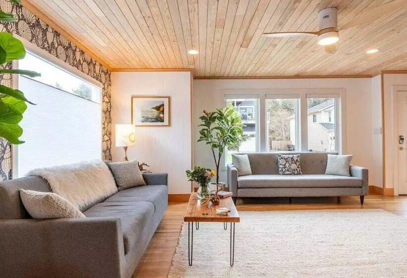 Grey Oak By Avantstay Coastal Charm, Near Beach & Golf