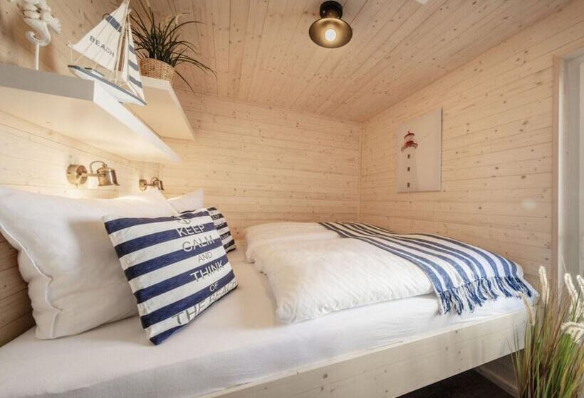 ホテル Houseboat Grey Seal Comfortable Vacation Home