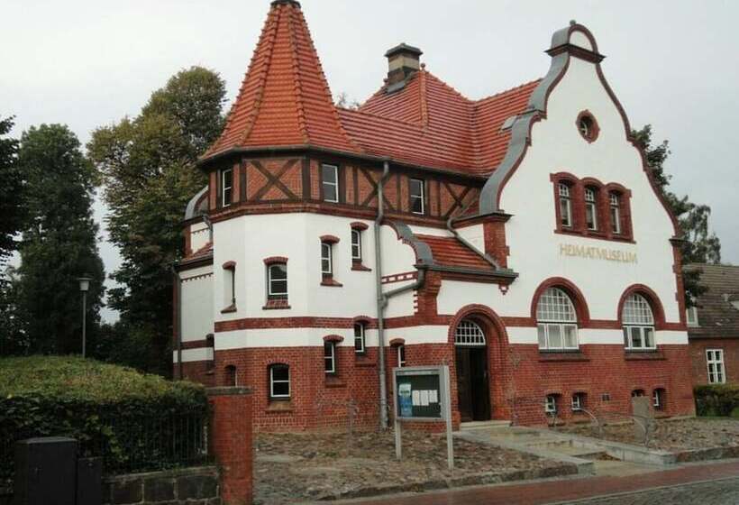 ホテル Houseboat Grey Seal Comfortable Vacation Home