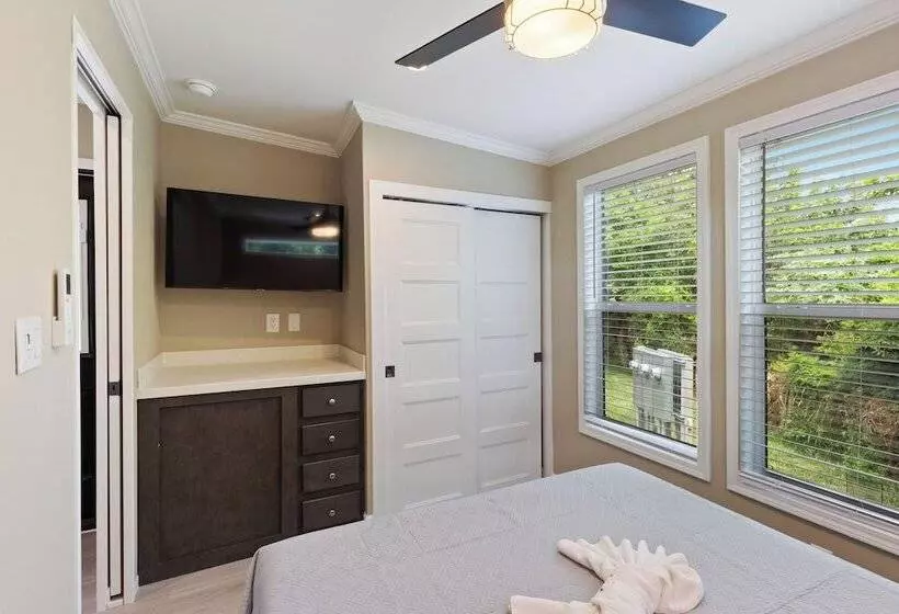 Hotelli Okeechobee Koa Resort