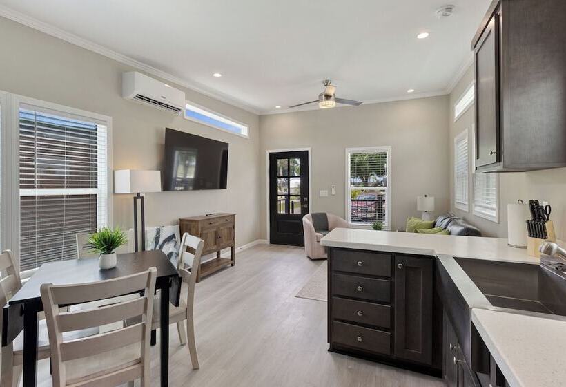 Szálloda Okeechobee Koa Resort