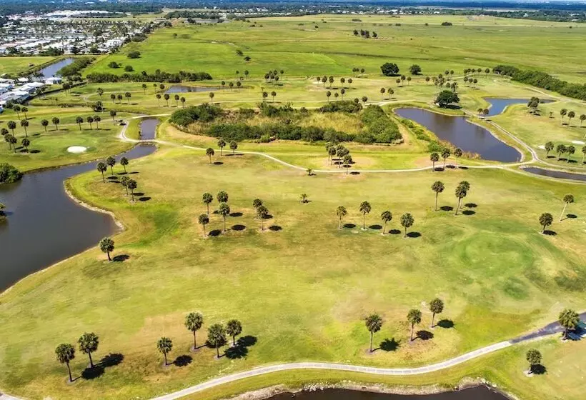 Hotelli Okeechobee Koa Resort