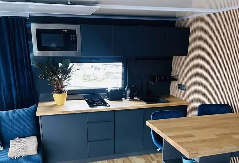 هتل Premium Houseboat Blue Lagoon