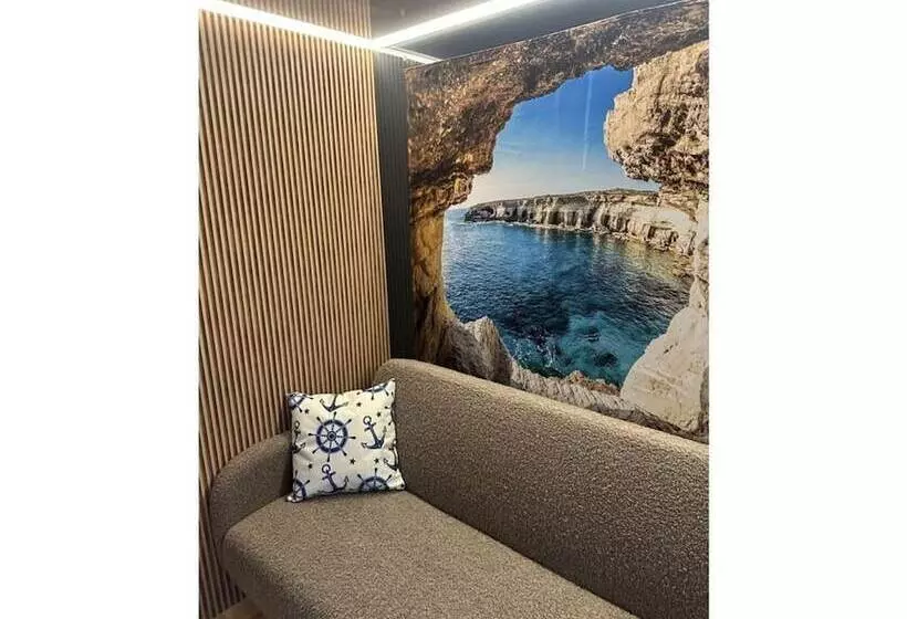 هتل Premium Houseboat Blue Lagoon