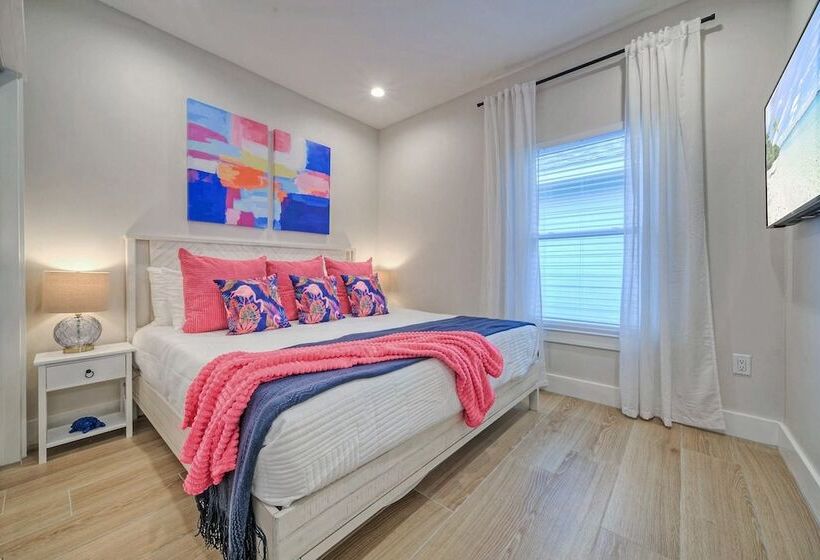 Private Pool, Firepit, Balcony, Patio Boat Parking Mint To Be By Avantstay