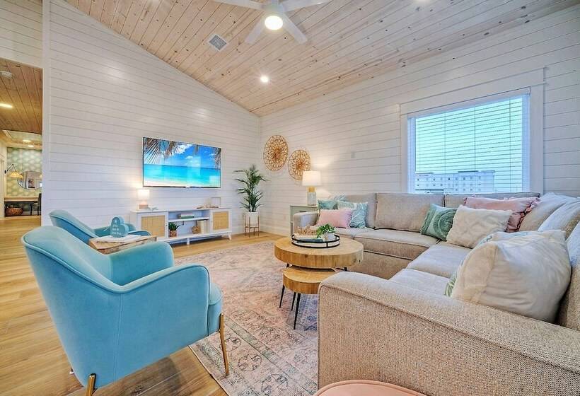 Private Pool, Firepit, Balcony, Patio Boat Parking Mint To Be By Avantstay