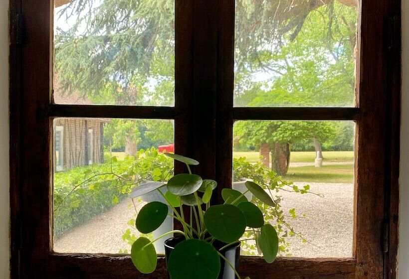 膳宿费 Domaine Du Chesney