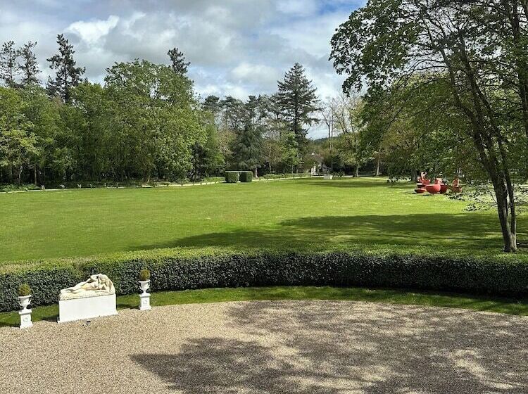 膳宿费 Domaine Du Chesney