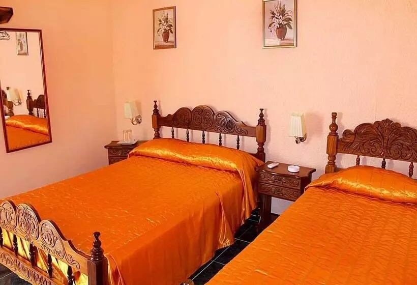 پانسیون Hostal Cervera Trinidad