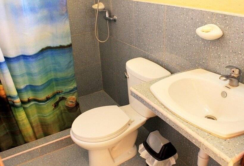 پانسیون Mama Carmen Hostal Playa La Boca