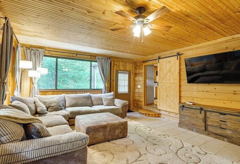 Quiet Lake Of The Ozarks Cabin W/ Dock + Gazebo!