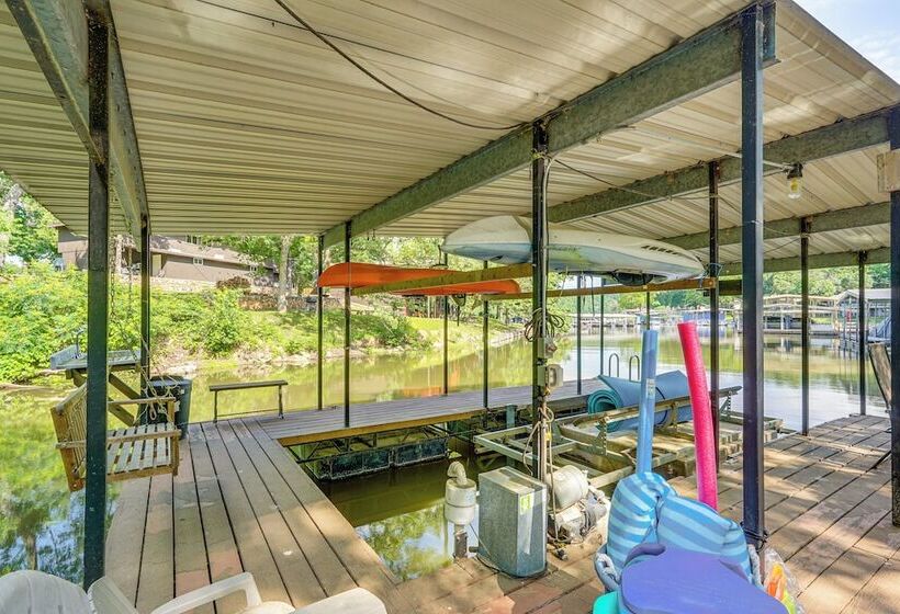 Quiet Lake Of The Ozarks Cabin W/ Dock + Gazebo!