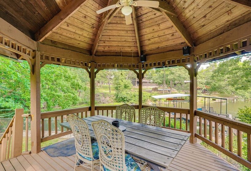 Quiet Lake Of The Ozarks Cabin W/ Dock + Gazebo!