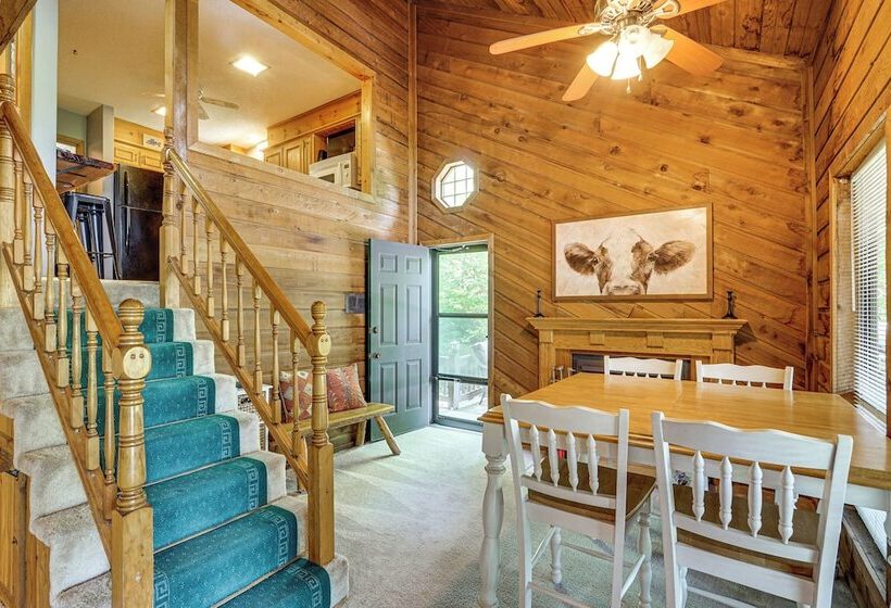 Quiet Lake Of The Ozarks Cabin W/ Dock + Gazebo!